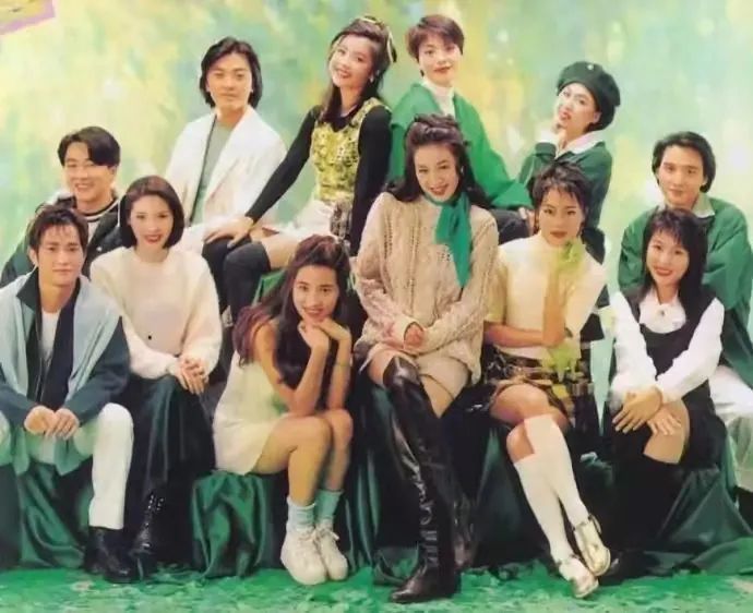 澳门六月演唱会璀璨星辉，明星演出节目回顾澳门6月份演唱会有哪些明星演出过的节目