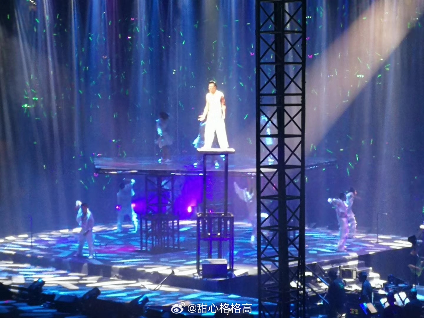 澳门六月演唱会明星璀璨，图片大全带你领略演出盛况澳门6月份演唱会有哪些明星演出呢图片大全视频