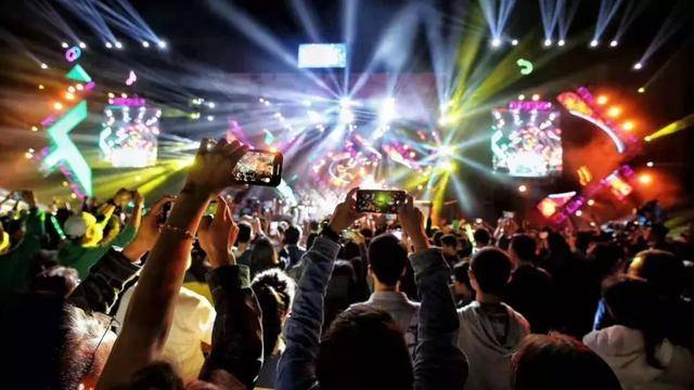 澳门6月盛夏音乐节，璀璨明星闪耀舞台，图片视频一网打尽澳门6月份演唱会有哪些明星呢图片视频全部播放