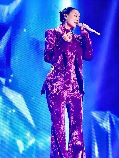 澳门六月演唱会，绝佳的视听盛宴之地探寻澳门6月份演唱会有哪些比较好的地方呢啊英语翻译